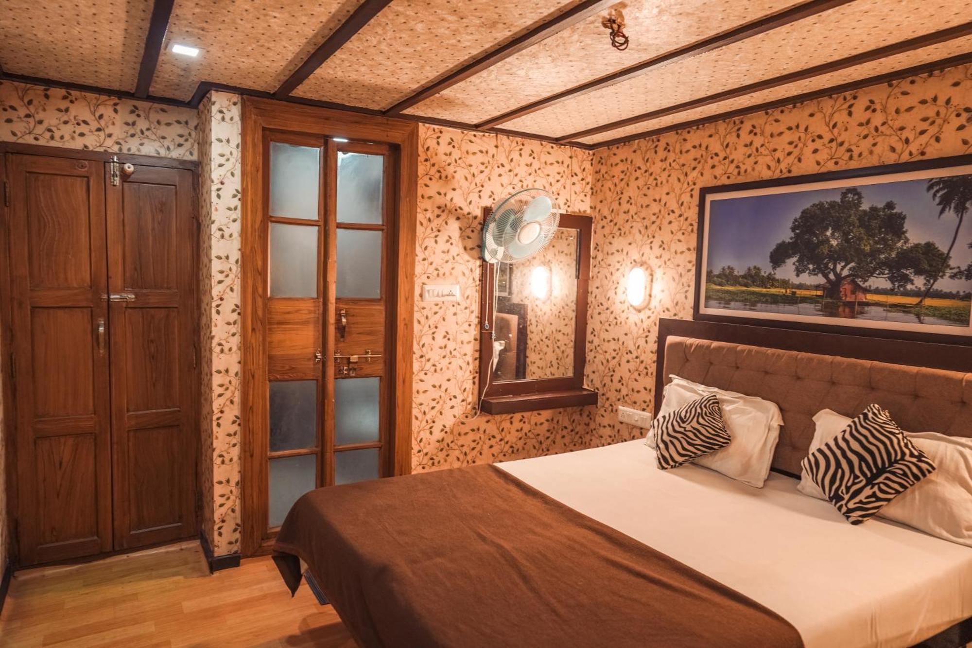 Venice Premium Houseboats Alleppey Alappuzha Esterno foto