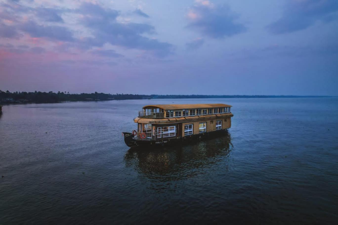 Venice Premium Houseboats Alleppey Alappuzha Esterno foto